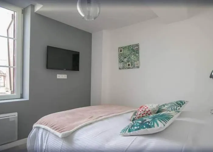 La Maison D'eden - Weekend / - Wifi / Tv